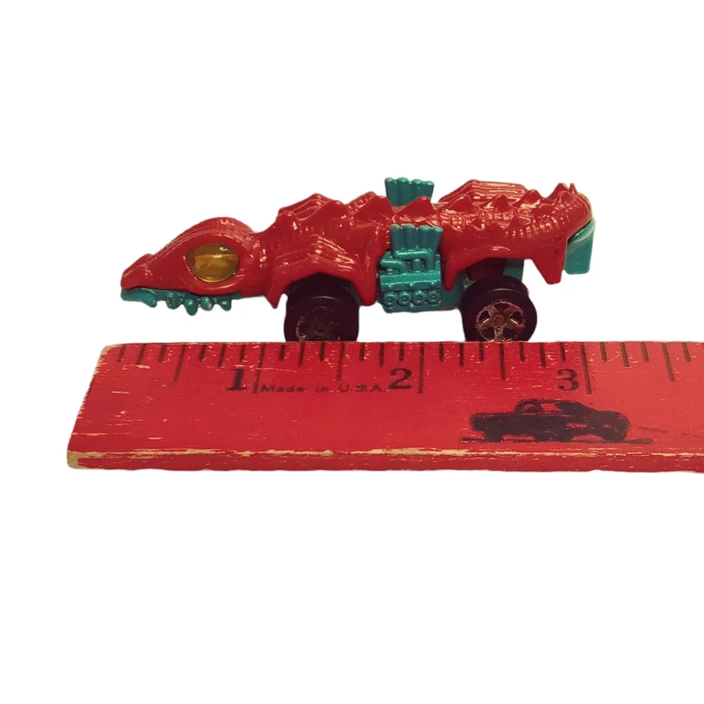 Hot Wheels Crocodile Car Red Blue Alligator Vehicle Mattel Diecast Collectible